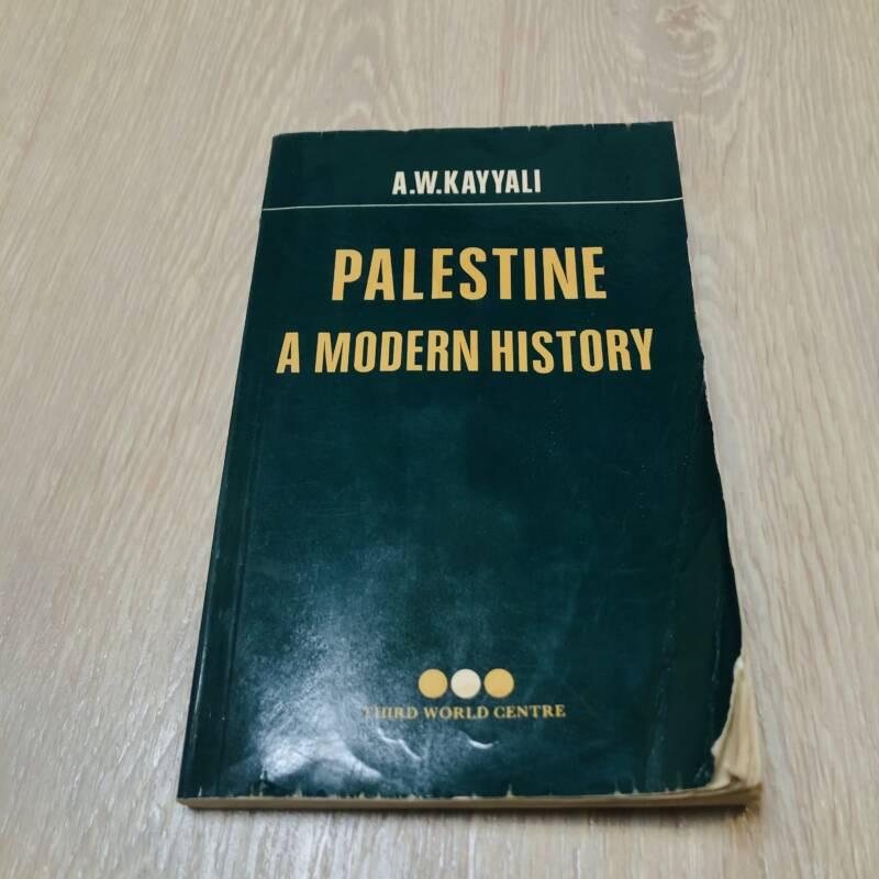 Palestine a modern history - Kuwait Bazar Books
